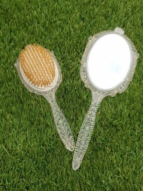 Vintage Plastic Vanity Brush & Mirror Iris Flower